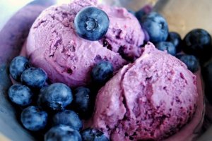 Мороженое из черники