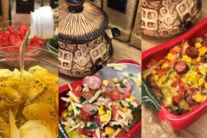 Картофельная запеканка с колбасками и овощной заливкой: сытный ужин по простому рецепту