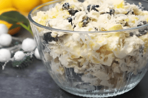 Салат на Новий рік "Поцілунок" (відео)