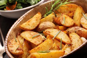 Картопля по-селянськи у мультиварці (відео)