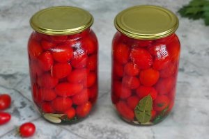 Маринованные помидоры черри (видео)