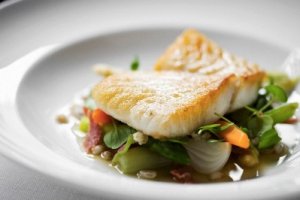 Палтус на овощной подушке, пошаговый рецепт