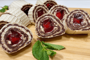 Вафельний рулет з желе (відео)