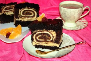 Пляцок «Чорна троянда»