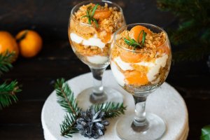 Мандаринове сяйво у бокалі: рецепт повітряного десерту (відео)