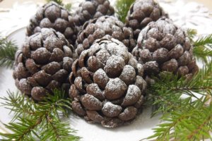 Новорічний десерт "Зимові шишки": простий рецепт з фото