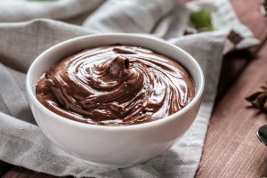 Шоколадно-горіхова паста (відео)