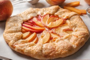 Галета с персиками (видео)