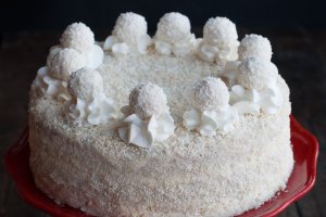 Новогодний торт "Снежная королева": рецепт с фото