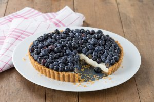 Черничный тарт "Ягодка": простой рецепт летней выпечки