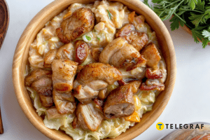 Раньше это блюдо готовили на большие праздники: как приготовить "засыпанную" капусту (видео)