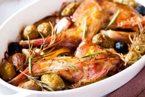 Рождественский ужин: кролик в вине