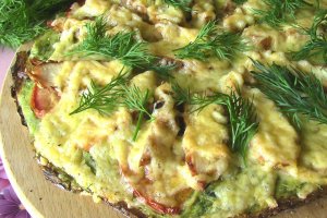 Такую можно приготовить только летом: кабачковая пицца на сковородке