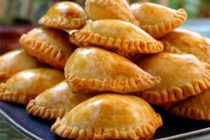 Как приготовить караимские пирожки из слоеного теста