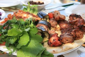 Мясо с  баклажанным  пюре "Хюнкар бегенди"