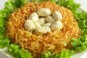 Салат "Гнездо глухаря": фото-рецепт