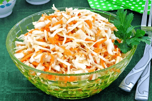 Морковный салат с сельдереем