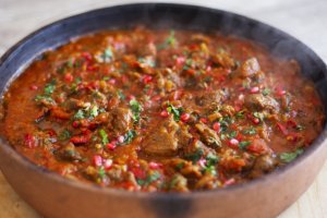 Новий рік із грузинським акцентом: ніжний і ароматний чашушулі (відео)