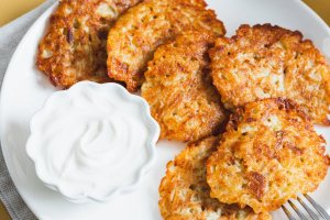 Картофельные драники без муки (видео)