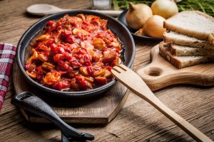 Как интересно приготовить сосиски?