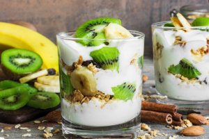 Фруктово-зефирный десерт "Невесомость": 10 минут - и готов