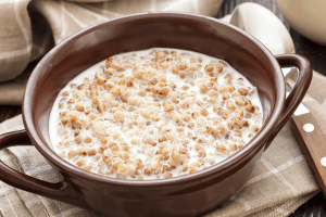 Гречка с молоком (видео)