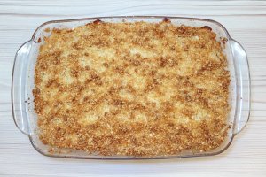 Яблочный крамбл (видео)