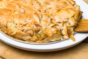 Диетическая шарлотка: рецепт для мультиварки