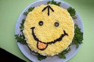 Восьмислойный салат «Улыбочка»