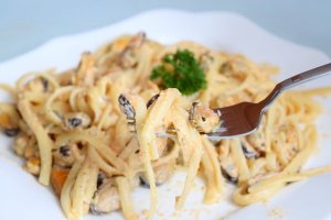 Паста з мідіями (відео)