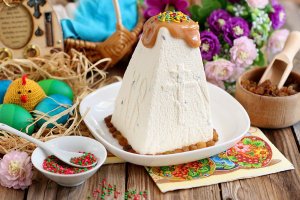 Творожная паска с карамелью