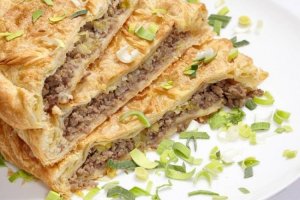 Традиции и еда: греческий новогодний пирог