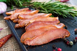 Изысканный деликатес - бастурма из утиных грудок