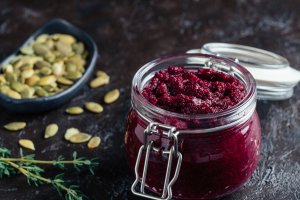 Свекольный песто: интересная вариация итальянского соуса