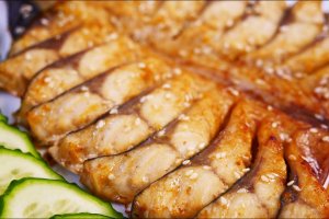 Незвична "вивернута" скумбрія в духовці (відео)