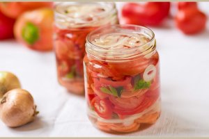 Салат «Берегись, водка»: пошаговый рецепт