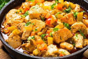 Рагу з куркою (відео)