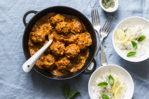 Тефтели из риса с чечевицей