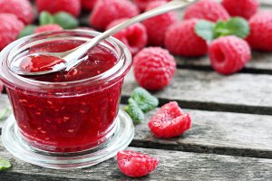 Сырое варенье из малины - все витамины на месте