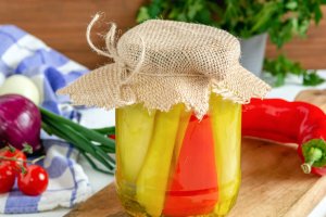 Маринованный перец на зиму (видео)