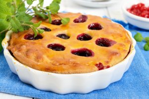 Пирог с черной смородиной "Маргарита": пошаговый рецепт