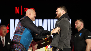 Фьюри - Махмудов