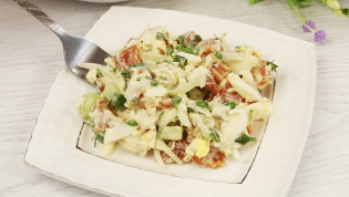 Салат с курицей и курагой