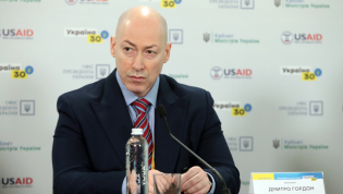 Дмитрия Гордона опознала система на вокзале в Санкт-Петербурге