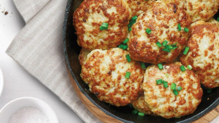 Куриные котлеты с моцареллой