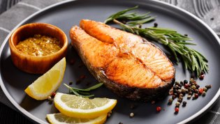 Запеченная красная рыба