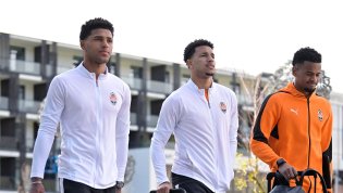 "Шахтер" отправился на игру против АЗ