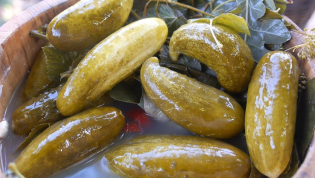 Квашеные огурцы