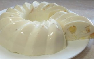 Необычный творожный десерт: готовим килограмм вкусноты без выпечки (видео)