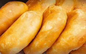 Мало кто знает этот рецепт: как приготовить замену пирожкам на жидком тесте с луком